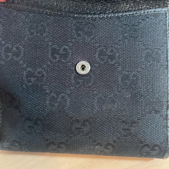 Gucci black trifold wallet in good condition - Picture 3 of 16